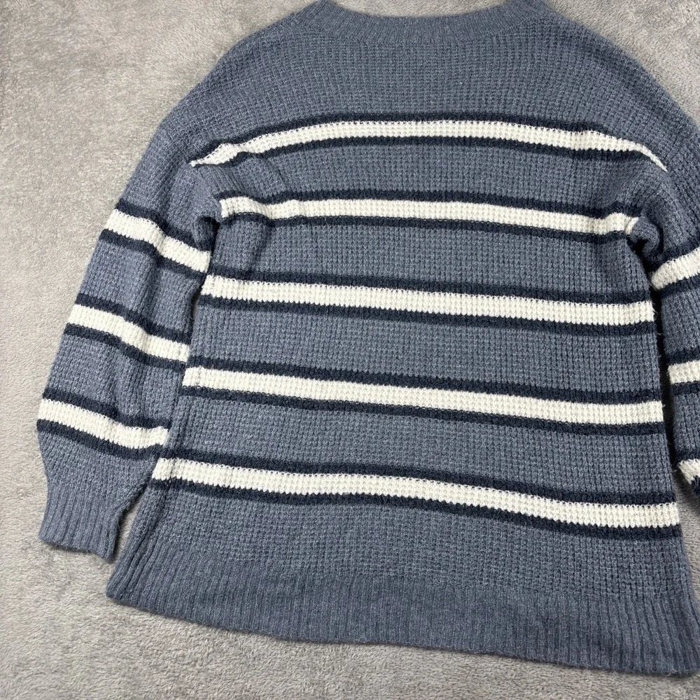 American Eagle V-Neck Sweater Striped Oversized‎ Soft Sweater Size Small